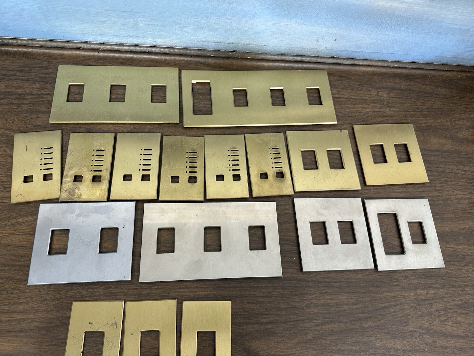 Lot (1) Lutron Faceplates Gold/Bronze Silver Color Dimmer