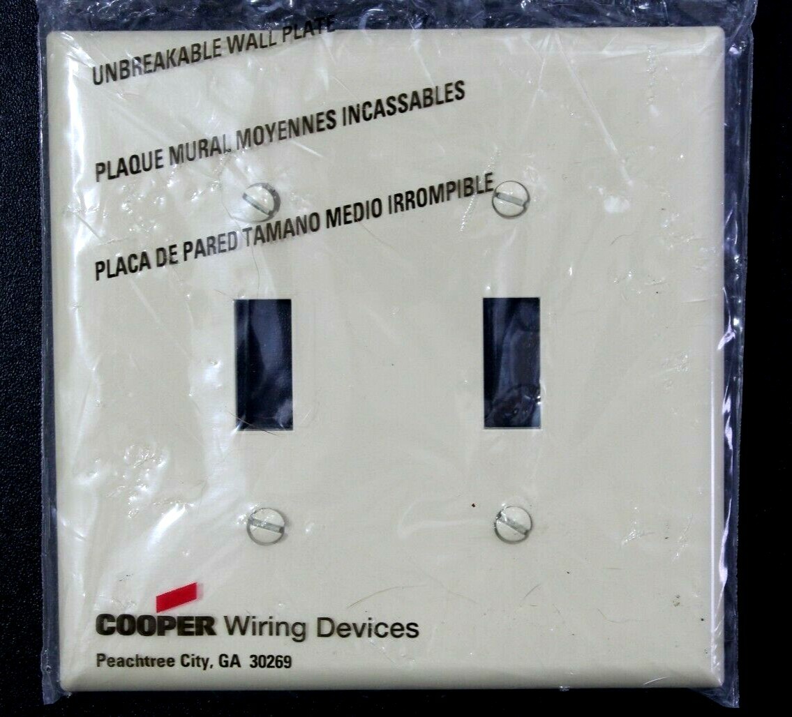 Light Switch Cover Duplex Wall Plate White (40 PACK )Cooper /Eaton  2139W NEW