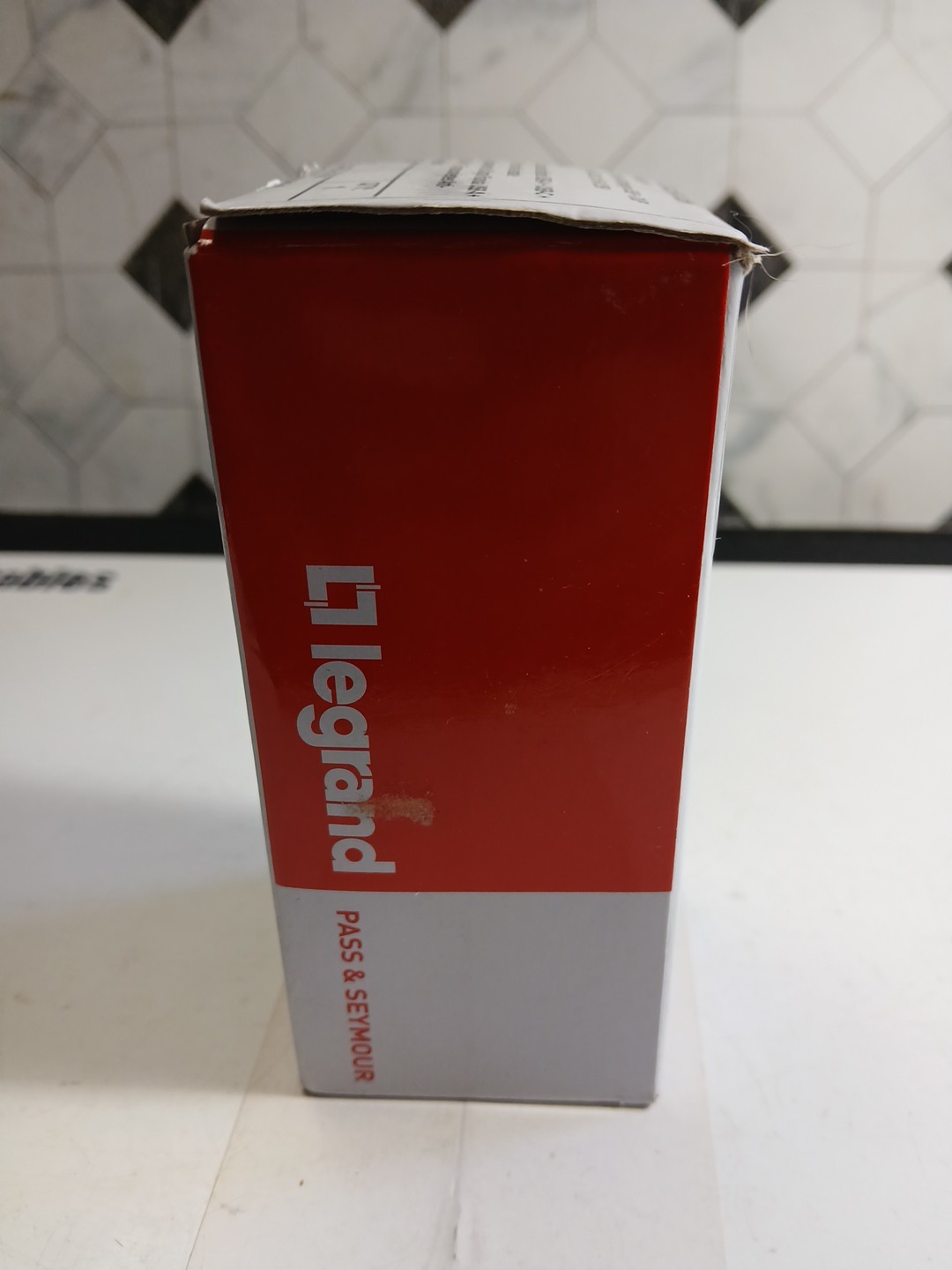 Legrand Pass & Seymour AC Outlet with USB Ports Black Fast Shipping