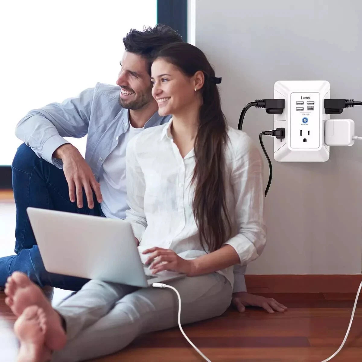5 Outlet Extender Multi Plug Wall Outlets with 4 USB Charging Ports (1 USB C Out