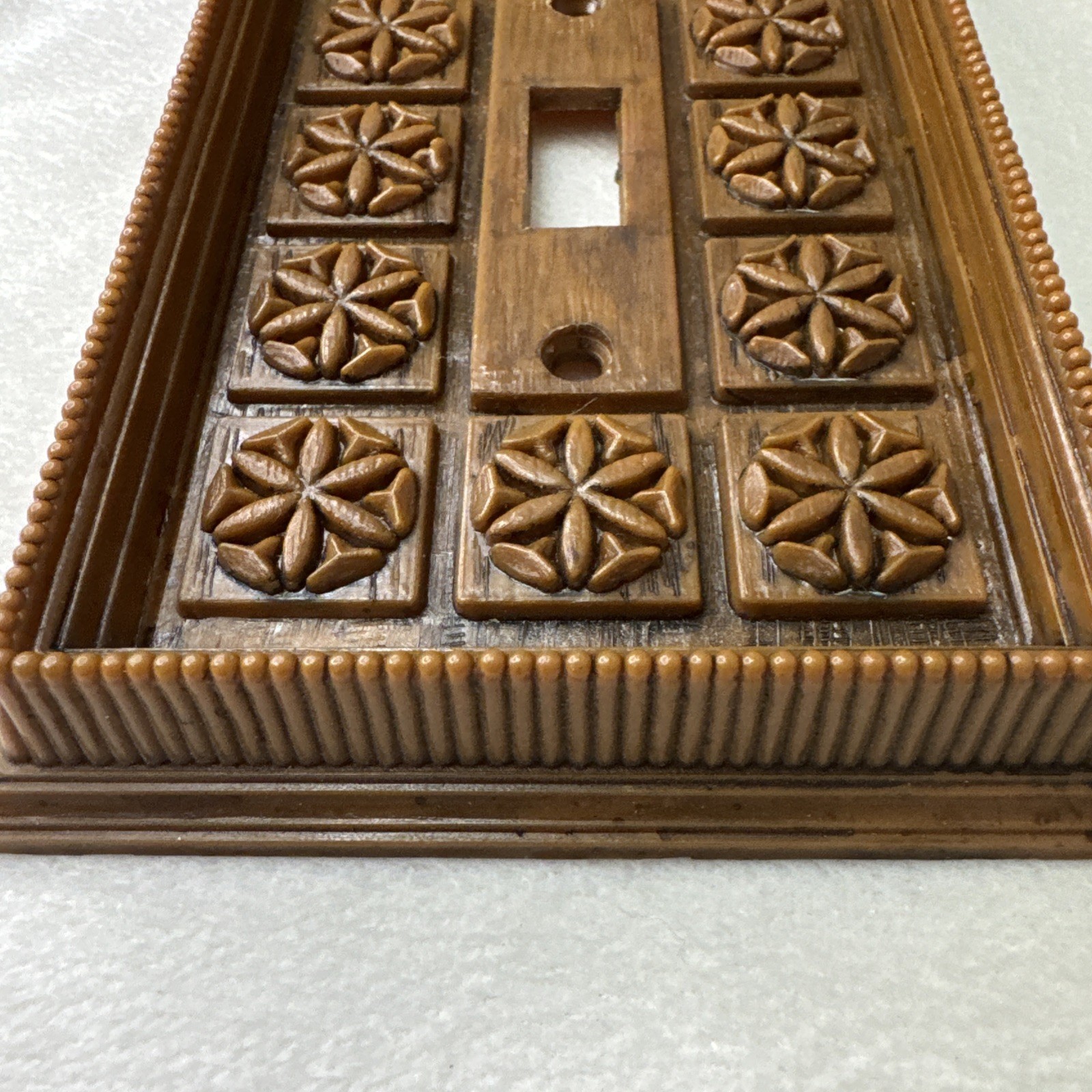 Vintage Plastic Faux Wood Light Switch Cover Brown Textured Mcm Retro Flower