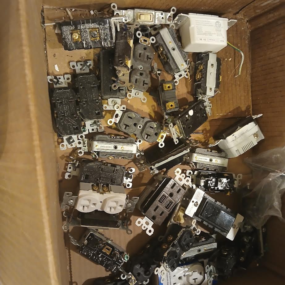 wall outlets black entire box