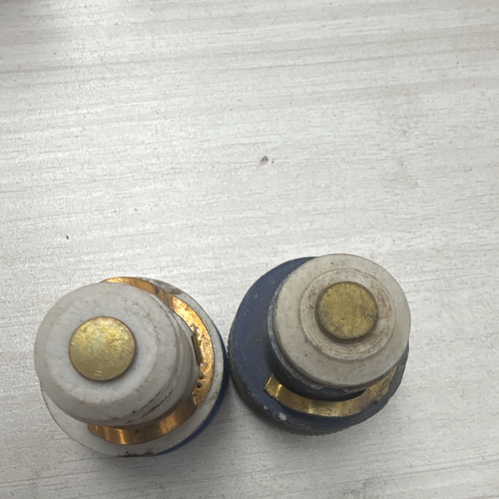 Buss Fustat S-15 15A 125V Type S Screw-In Time-Delay Plug Fuses, 2-Pack