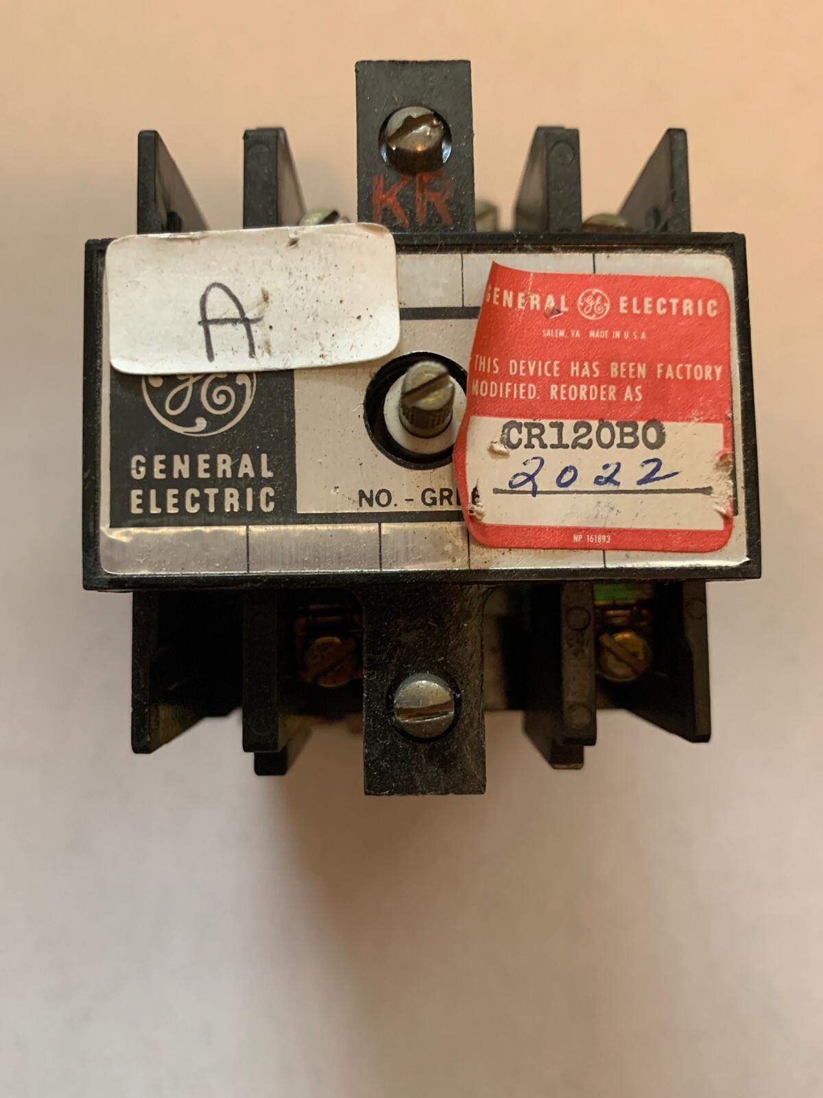 GENERAL ELECTRIC CR120B0 CONTACTOR RELAY CR120B04022 NEMA A600 NEMA P300