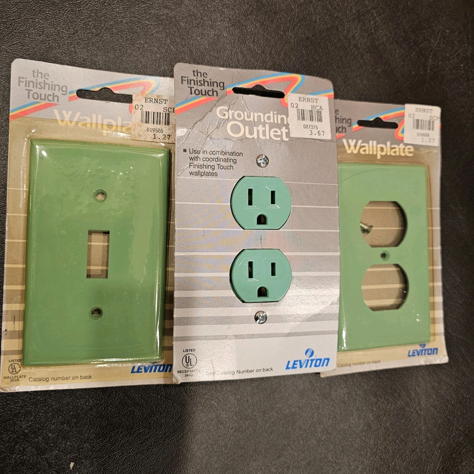 NOS New Mint Green Wallplate Grounding Outlet Switch Plate Set Vintage New B84