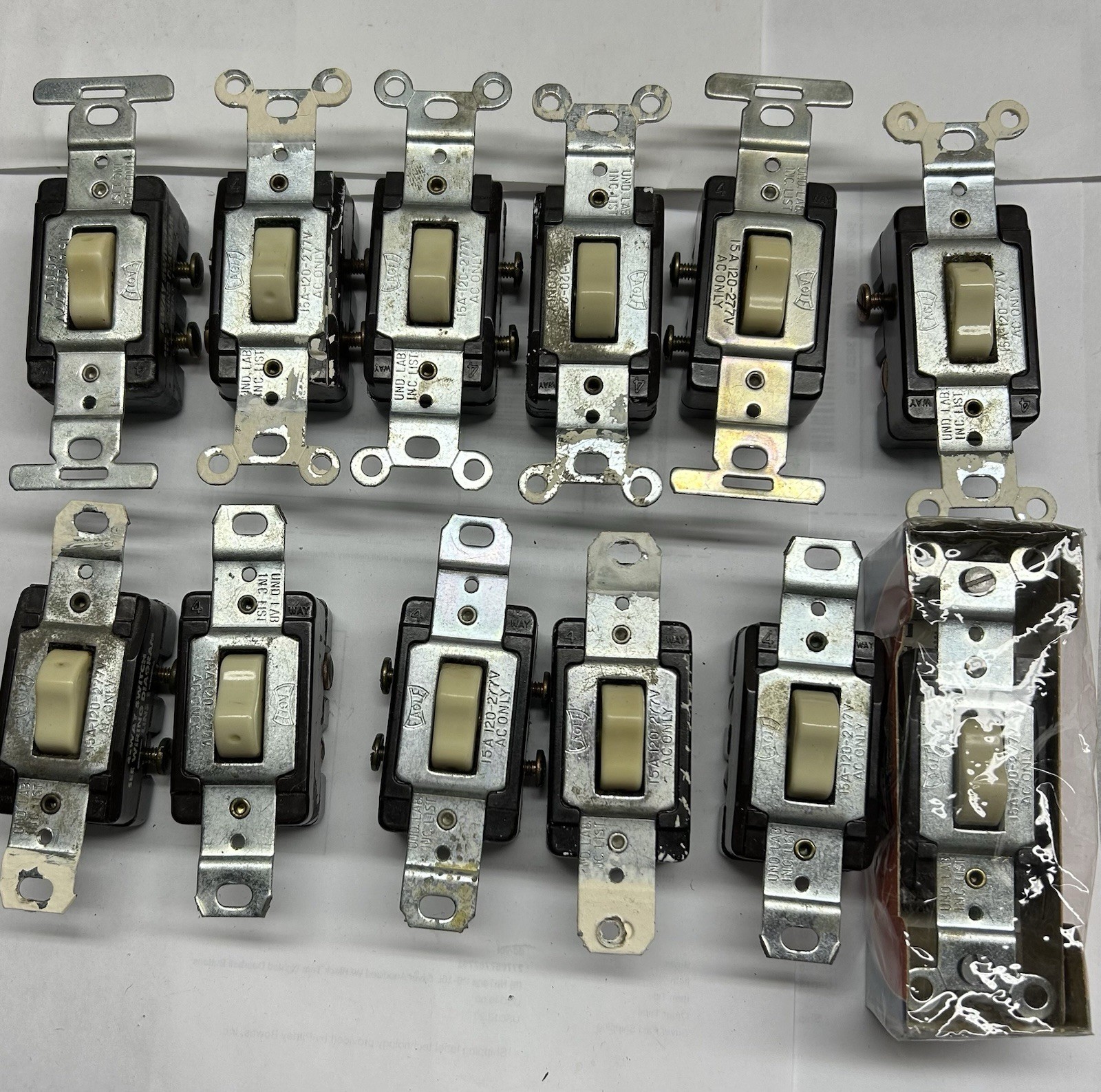(12) Eagle Electric 4 Way Mini Rocker Switch #1248-8.