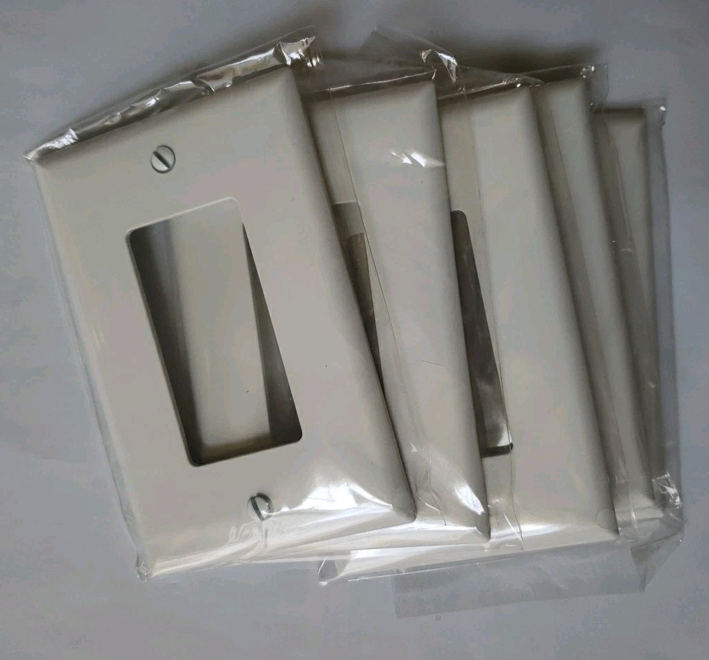 5pc Eaton Commercial Grade White Receptacle Outlet 20A With Covers