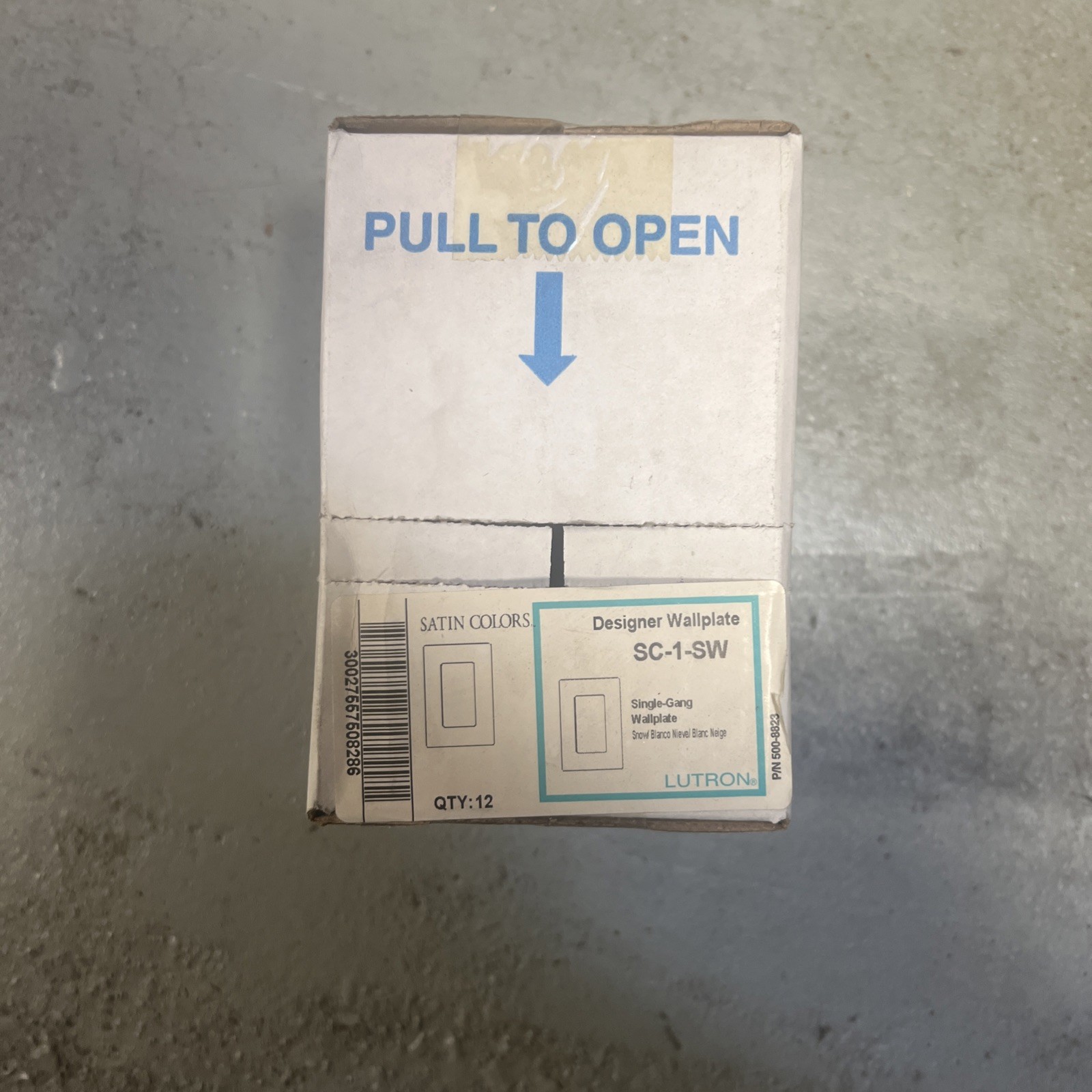 box of 12 new Lutron Claro Wall Plate lot Screwless – Snow White – Satin SC-1-SW