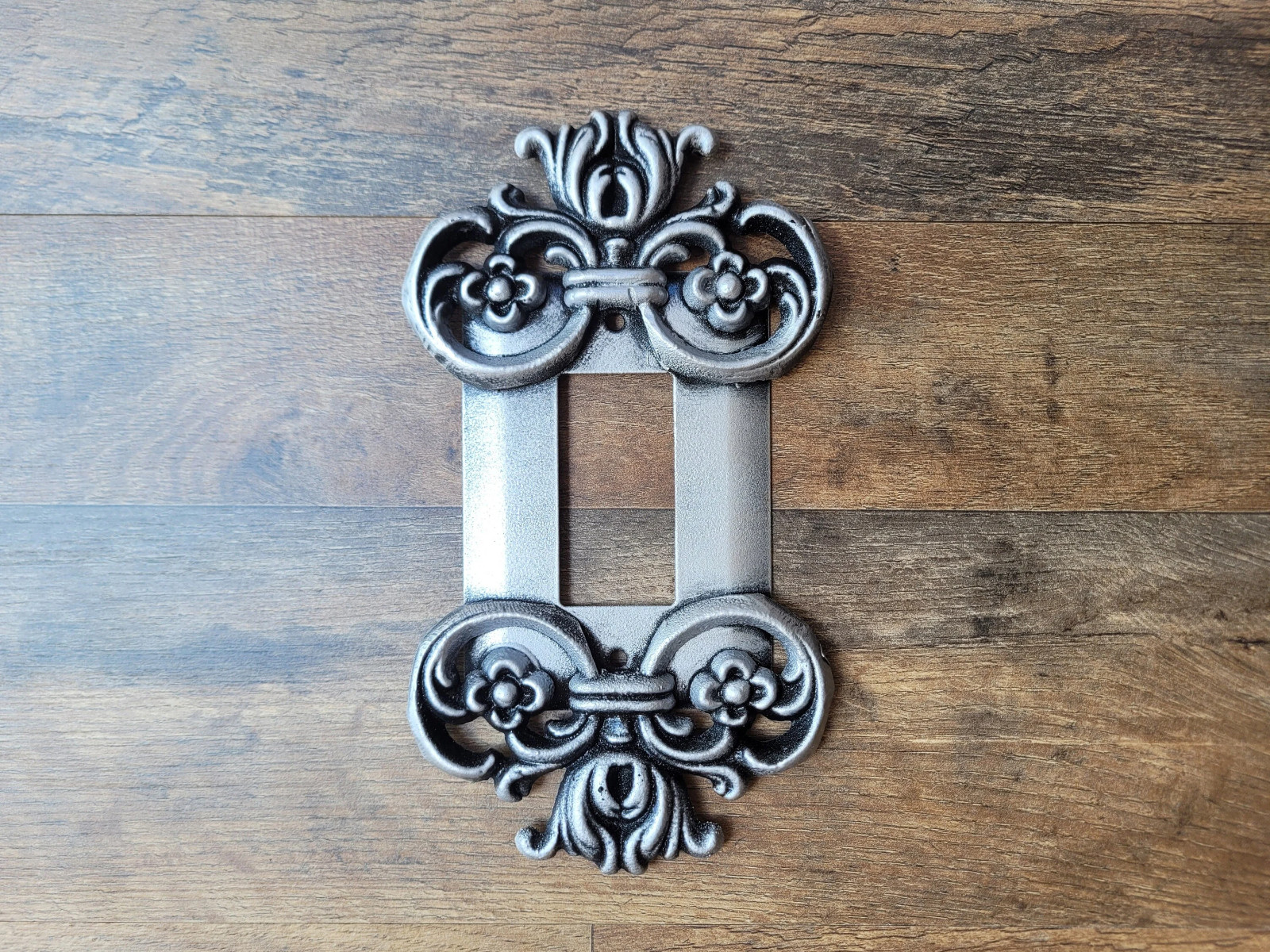 Metal Antique Silver Single Rocker One Gang Plate Cover Traditional Ornate