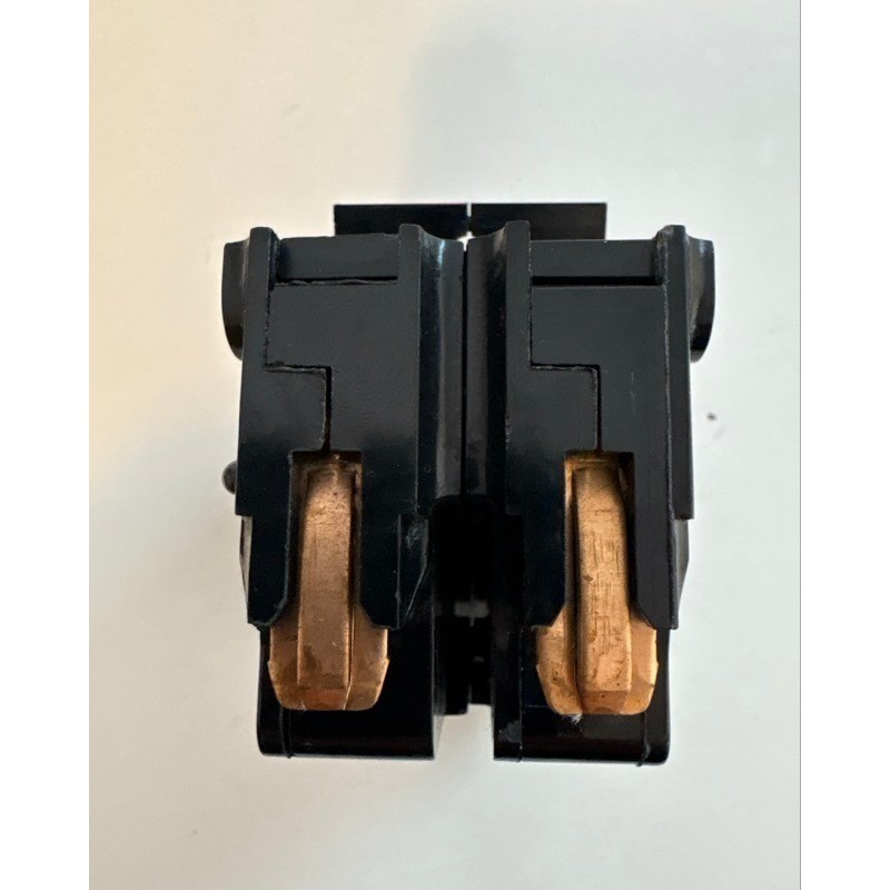 Federal Pacific Electric Stab-Lok 15 Amp 2 Pole Circuit Breaker 120/240V Type NA