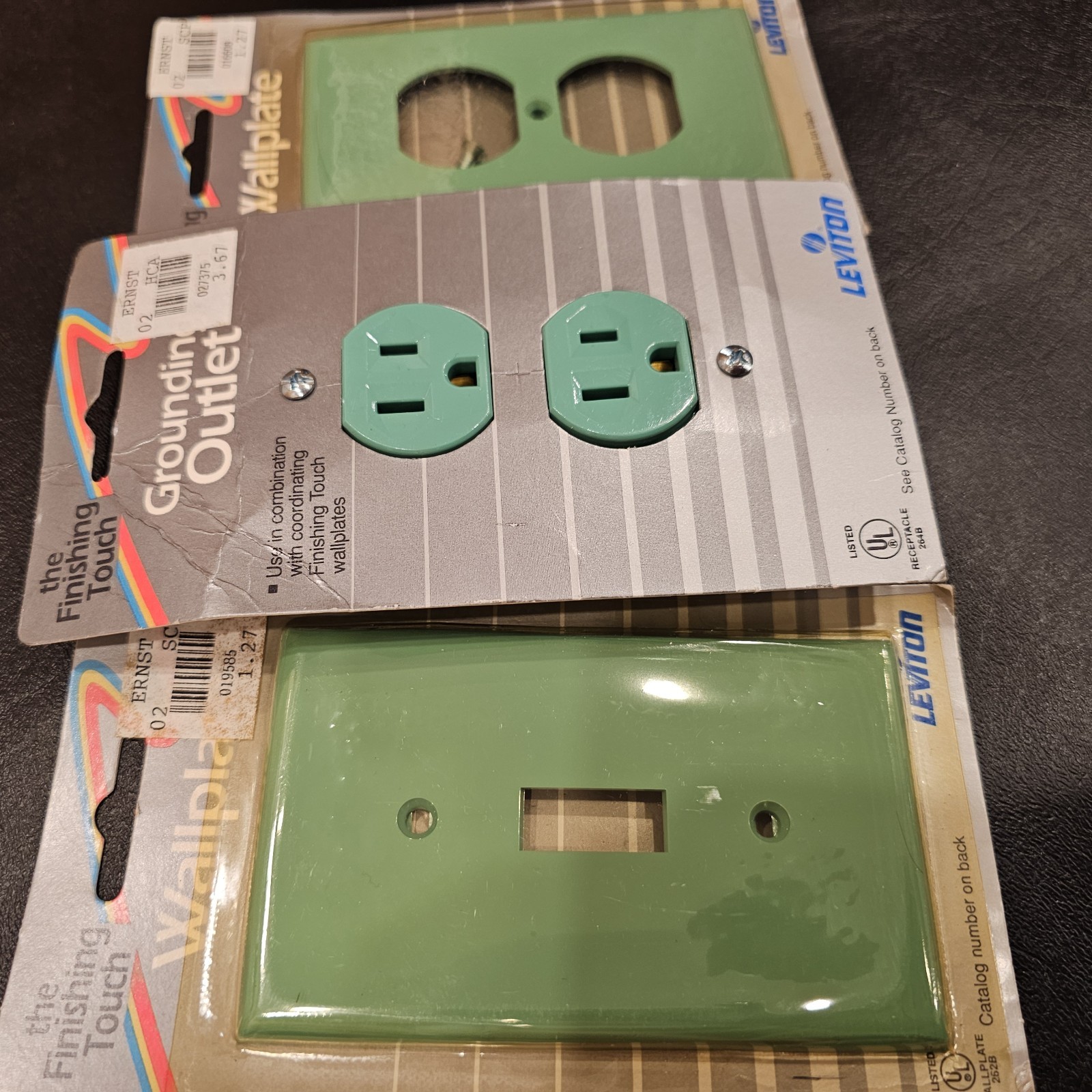 NOS New Mint Green Wallplate Grounding Outlet Switch Plate Set Vintage New B84