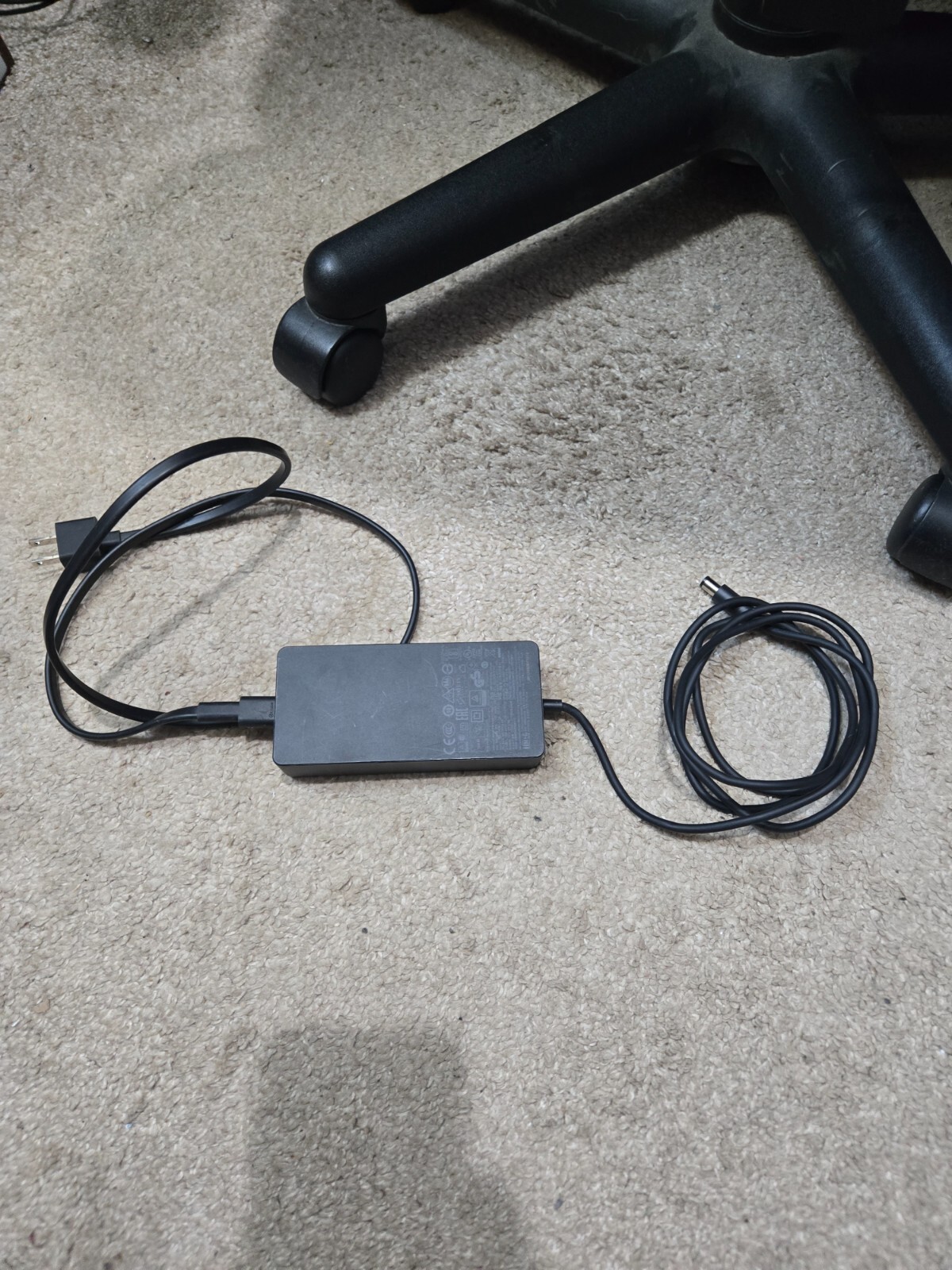 Microsoft 1749 AC Adapter with Output 15V 6.0A