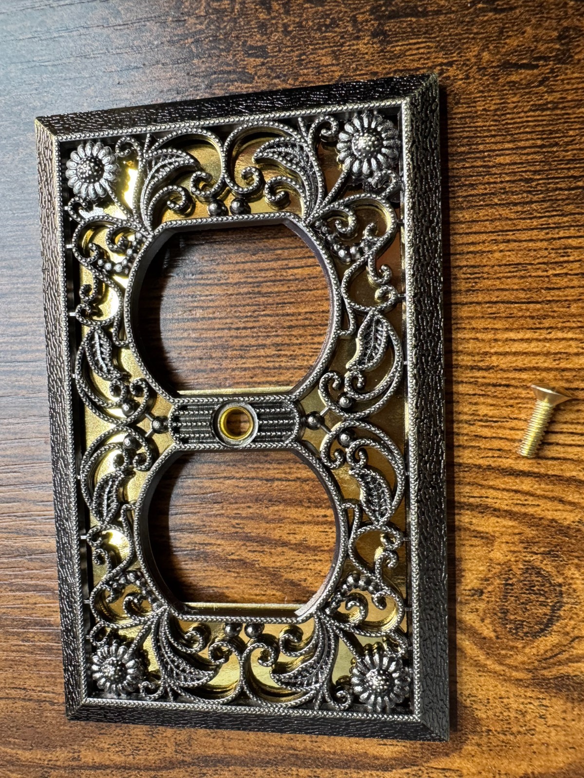 Scroll Vintage Ornate Gold Metal Brass Single Wall Outlet Plug Plate Cover screw