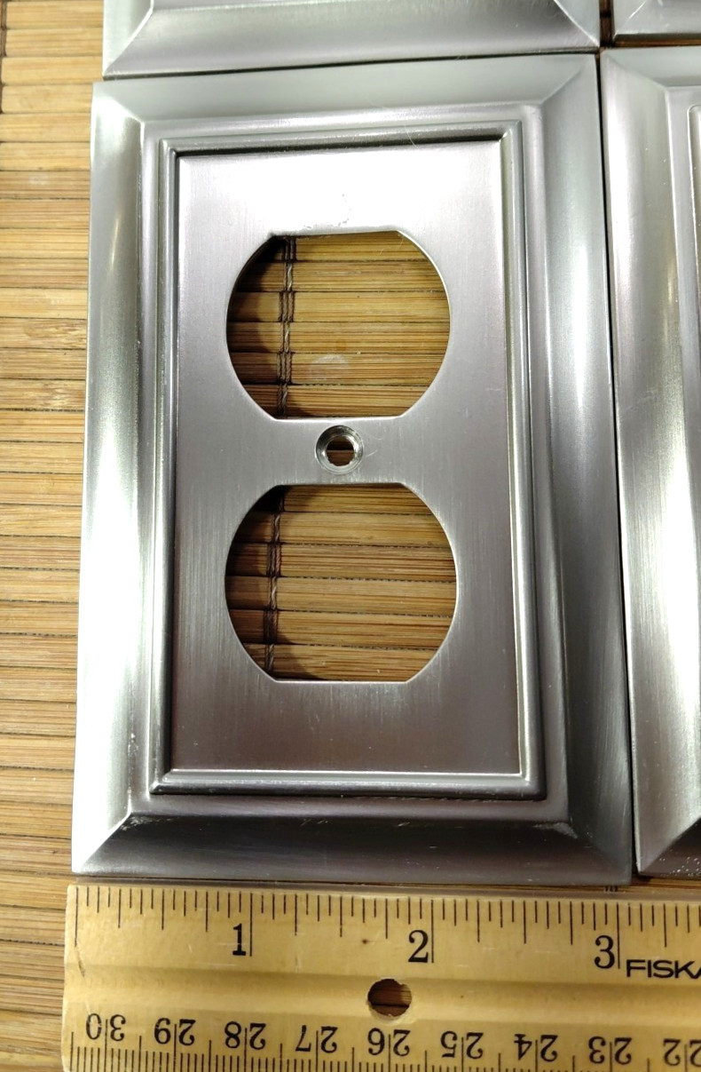 LHMC Outlet Covers Lot of 10 Brushed Nickel Wall Plate 2005 Liberty Silver Color