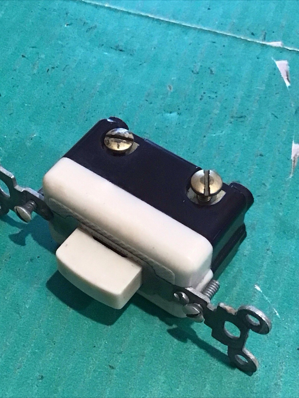 Vintage A-H&H Push Button Ivory Light Switch 15A Bakelite Antique 3-way