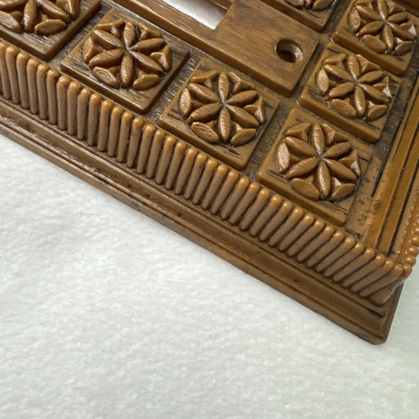 Vintage Plastic Faux Wood Light Switch Cover Brown Textured Mcm Retro Flower
