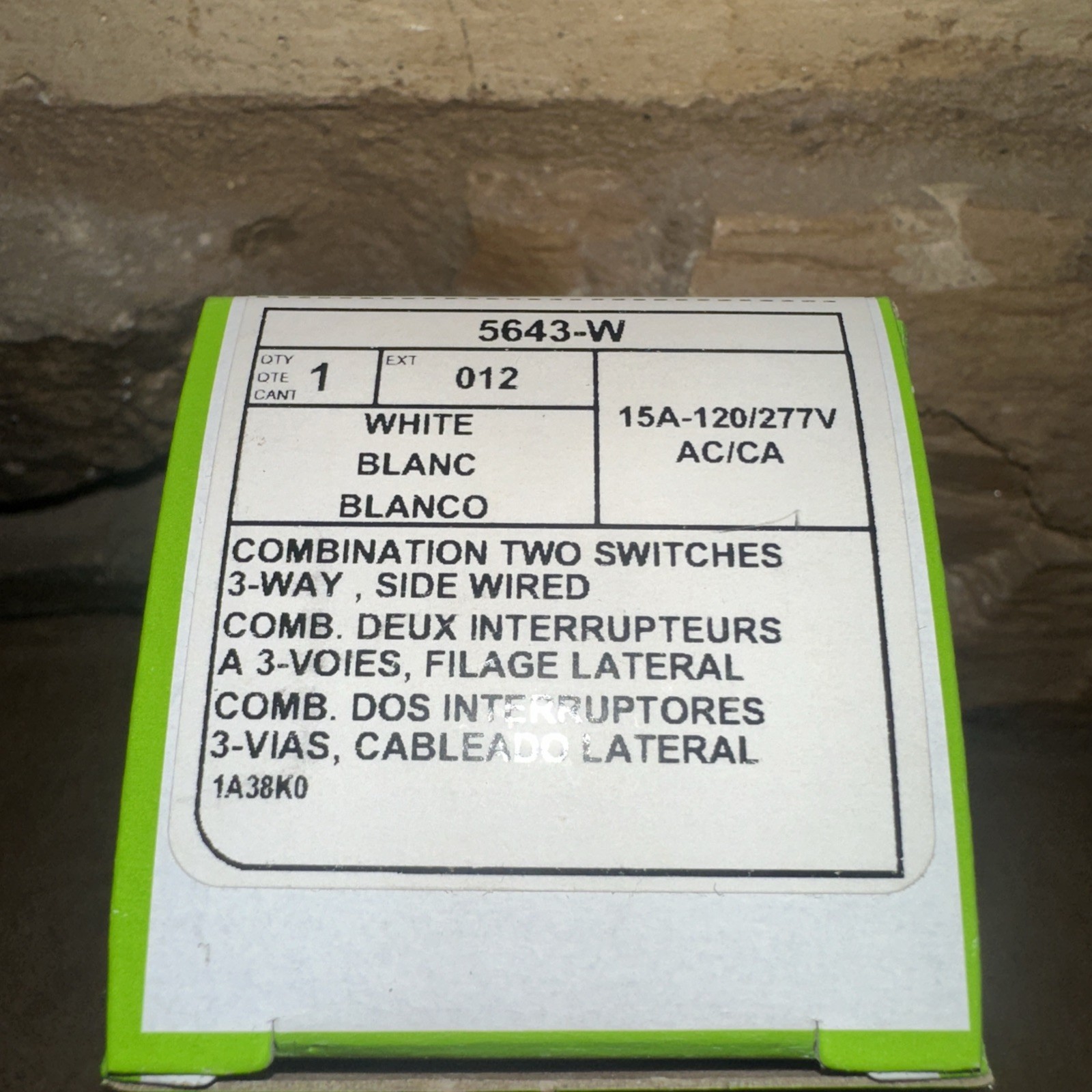 5643-W Leviton White Rocker Two-switches 3-way, side wire