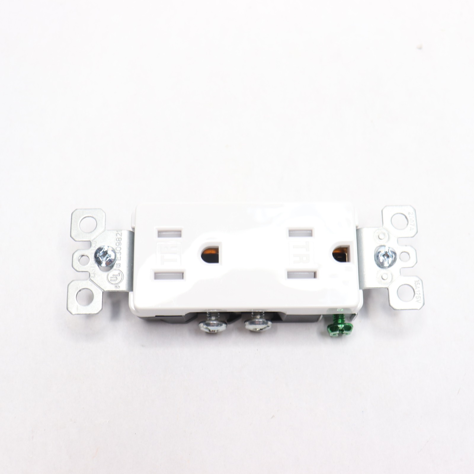 ELEGRP Decor Self Grounding Duplex Outlet White 15 Amp 125-Volt 2007A