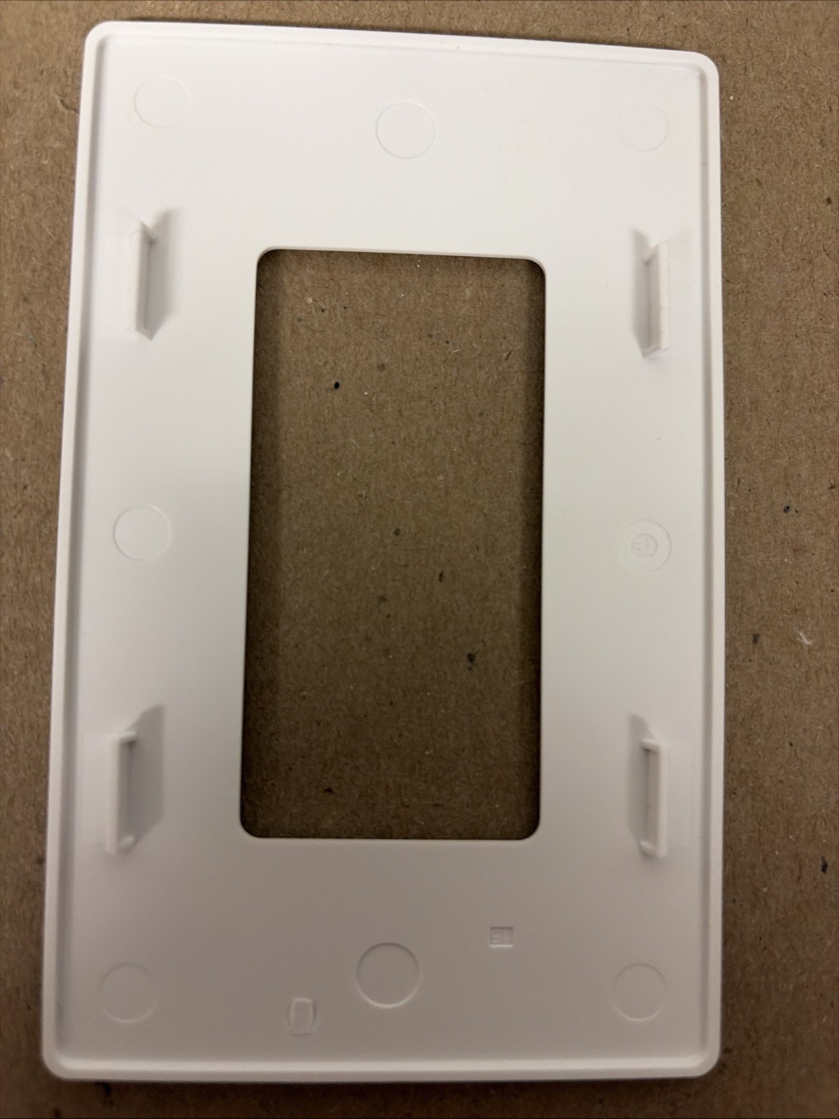 LUTRON CW-1-WH SCREWLESS WALL PLATE (96 PACK) NEW – ORIGINAL _ OEM