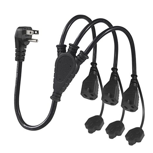 Outdoor 3-Outlet Power Splitter, 90-Degree Flat Plug 1 to 3 Way 1.5FT 1-Pack