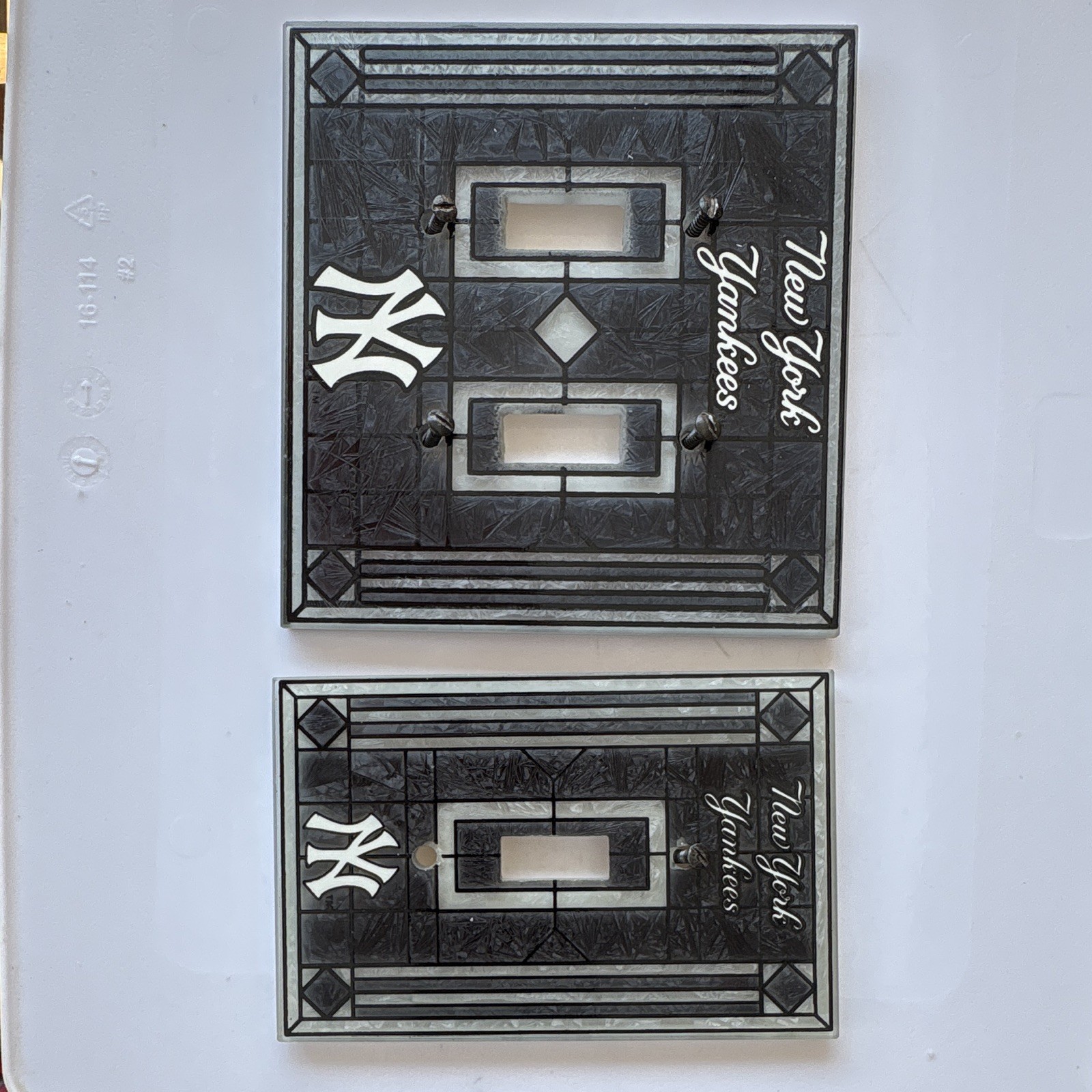 New York Yankees Stained Glass Switch Plate Covers Set Toggle & Duplex Outlet