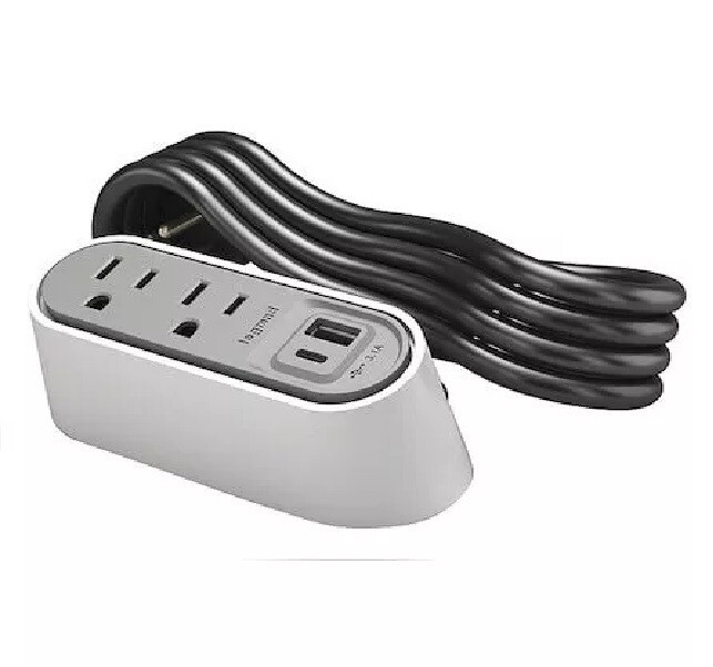 Legrand Wspc220cwh Plug-In Charger,5.1″ H X 3.9″ W X 2.3″ D
