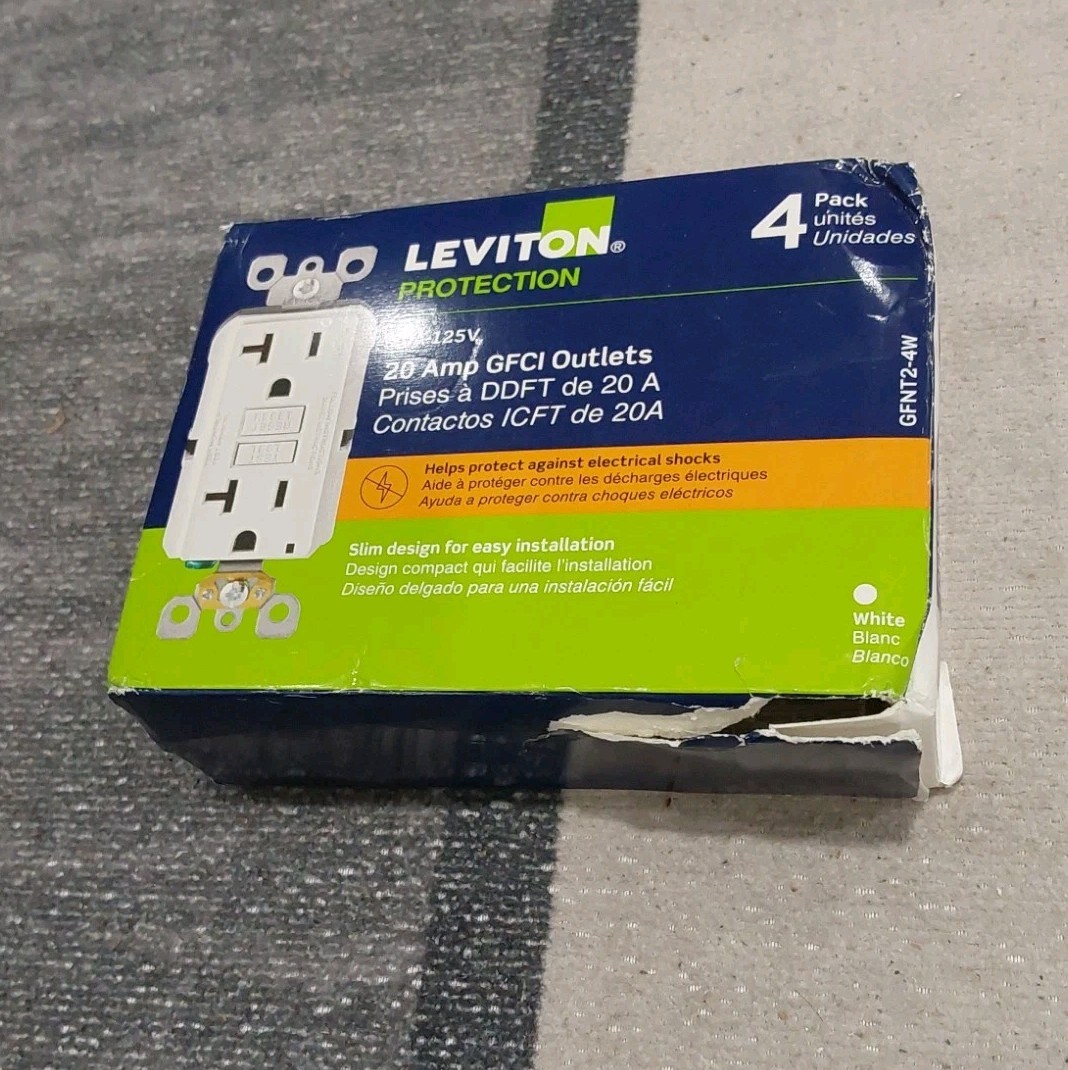 Leviton (M32-GFNT2-4W) GFCI Outlet- 4 Pack. NEW F3