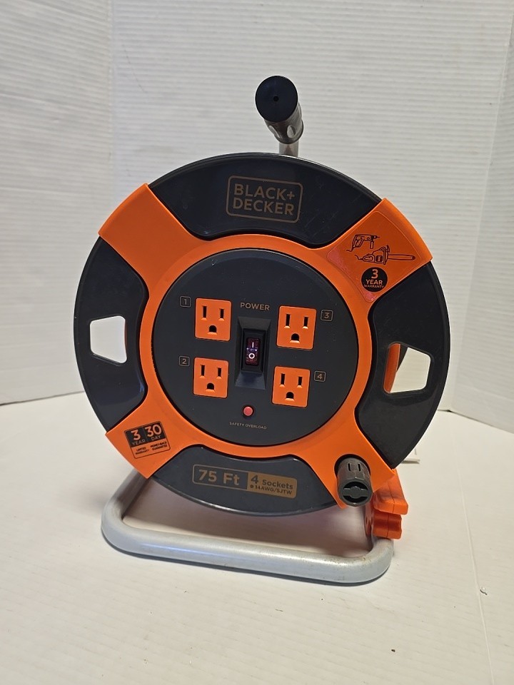 Black + Decker 75 Ft. Retractable Extension Cord Reel With 4 Outlets 14AWG/SJTW