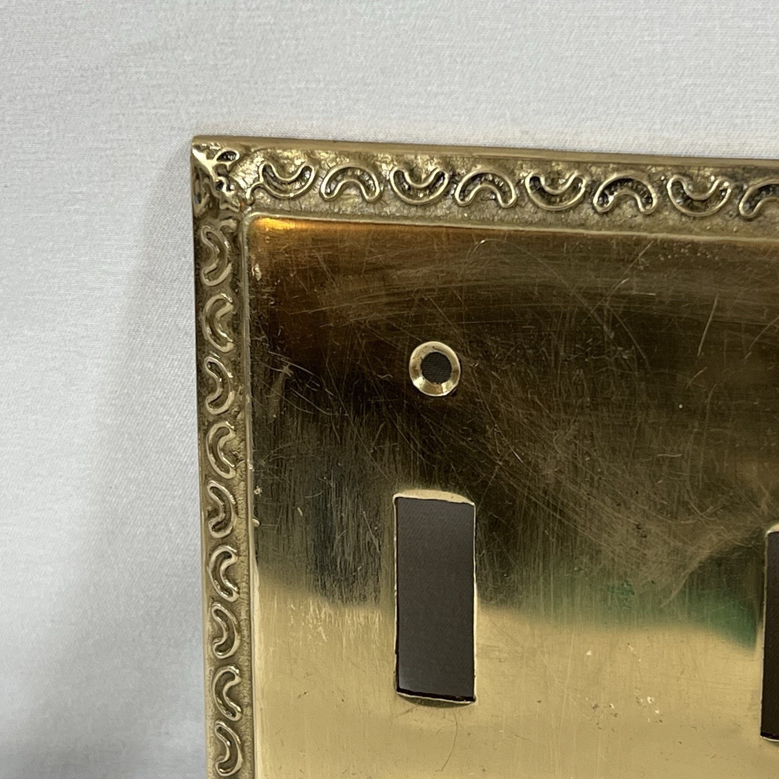 Vintage Brass Switch Cover Plate Ornate Scroll Design Double Duplex Wall Plate
