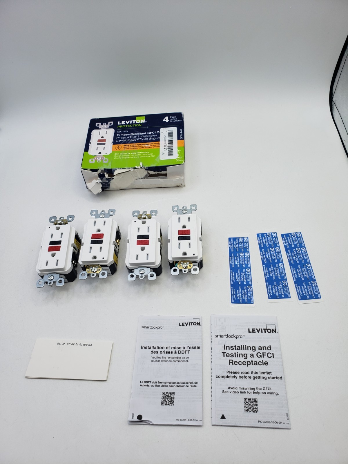 Leviton Decora 15 A 120 GfCI Duplex Receptacle White 15A 125V