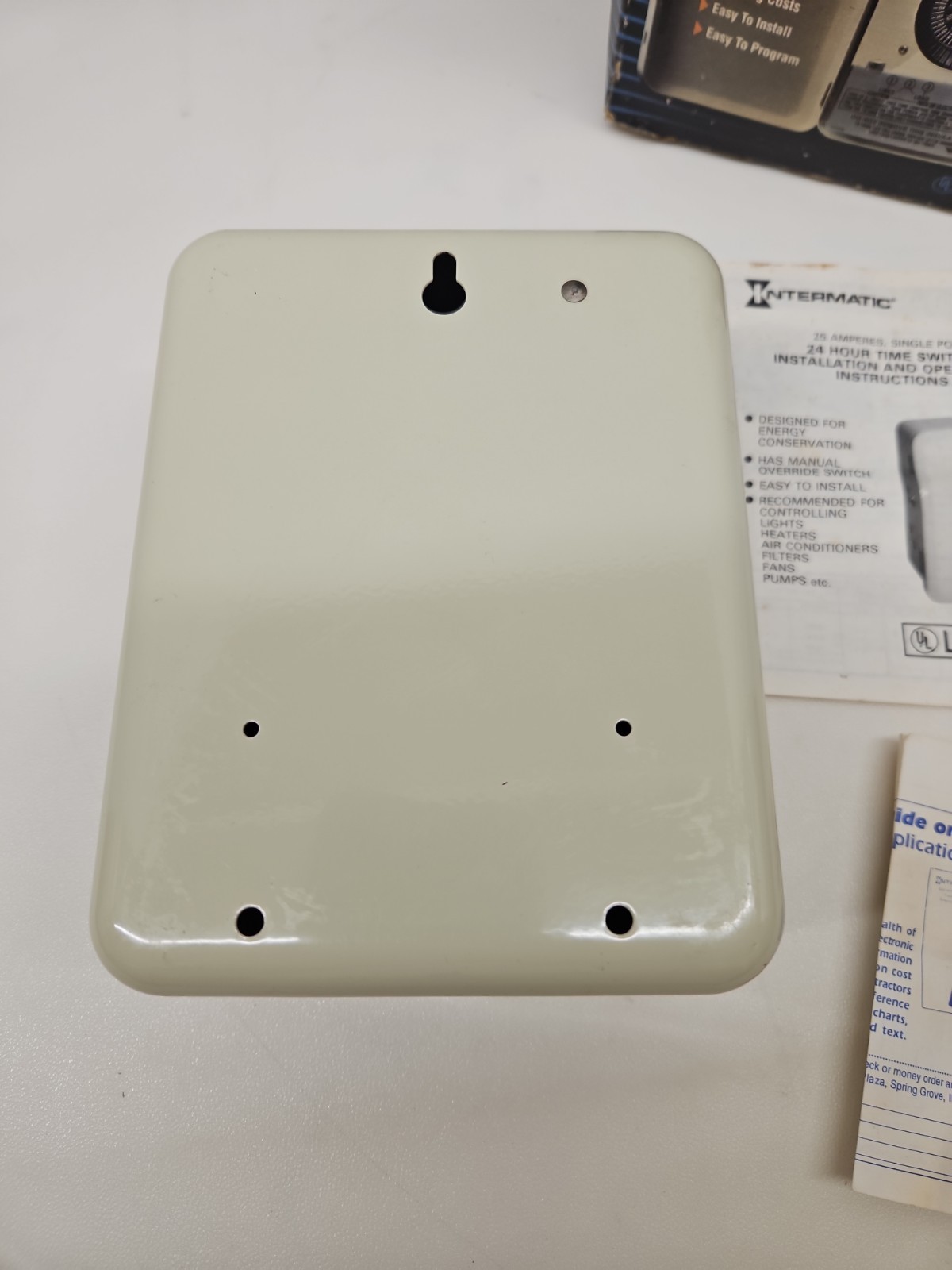 Intermatic Electric Water Heater Timer TL11 25 Amp 125 Volts.