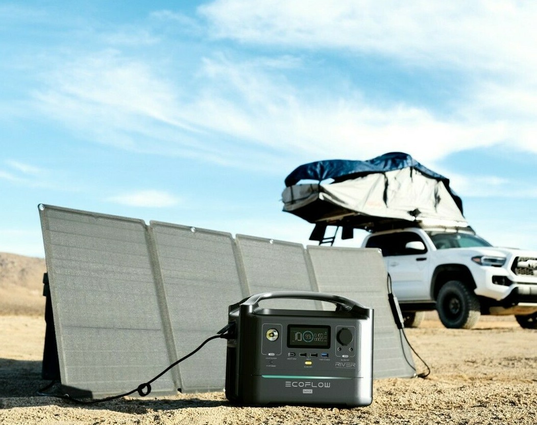 EcoFlow 110W Portable Solar Panel Kit for Power Station, IP68 Waterproof