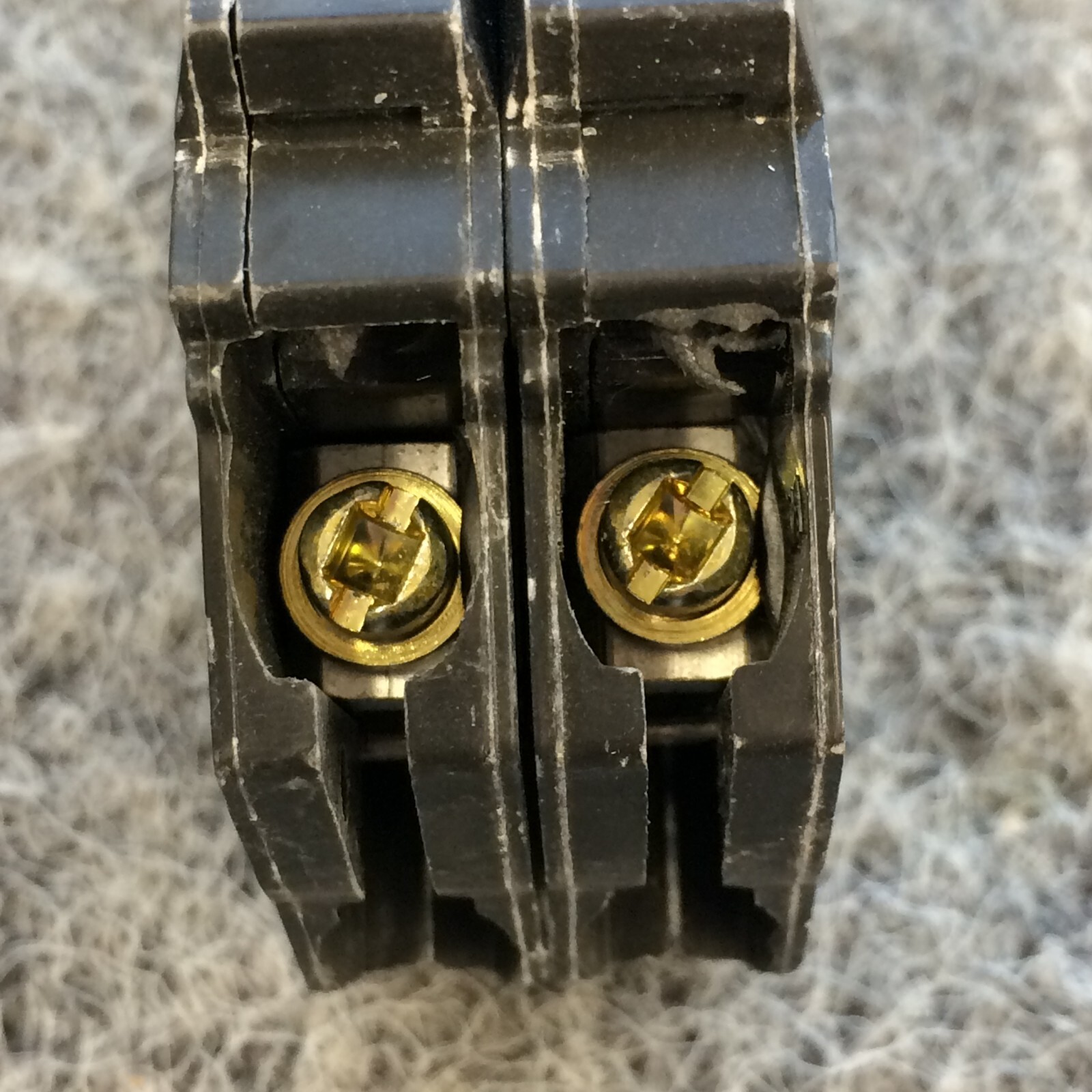 General Electric THQP220 20 Amp 2 Pole Circuit Breaker 1 Year Warranty NOS