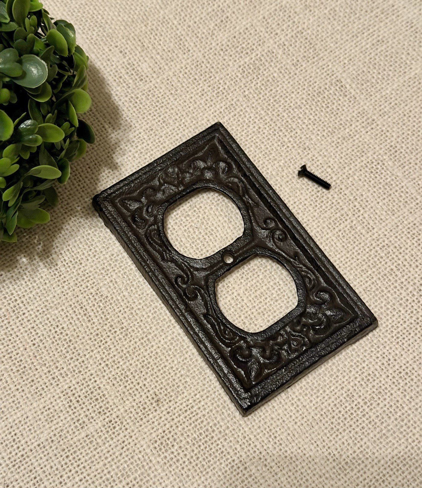 Vtg Brown Farmhouse Cast Iron Wall Outlet Covers Plug Switch Plate Cover Socket