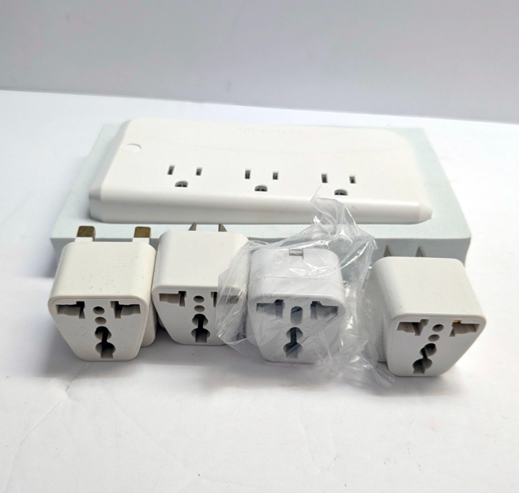 PowerAdd 230W Voltage Converter 220V-110V Step Down Transformer + 4 Adapters