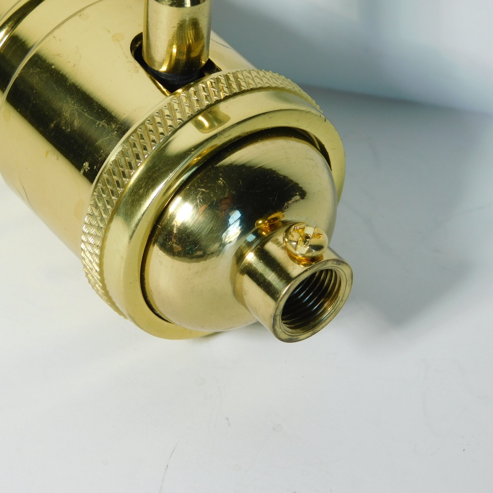 Sun-Lite Brass incandescent dimming socket 150W – 120V