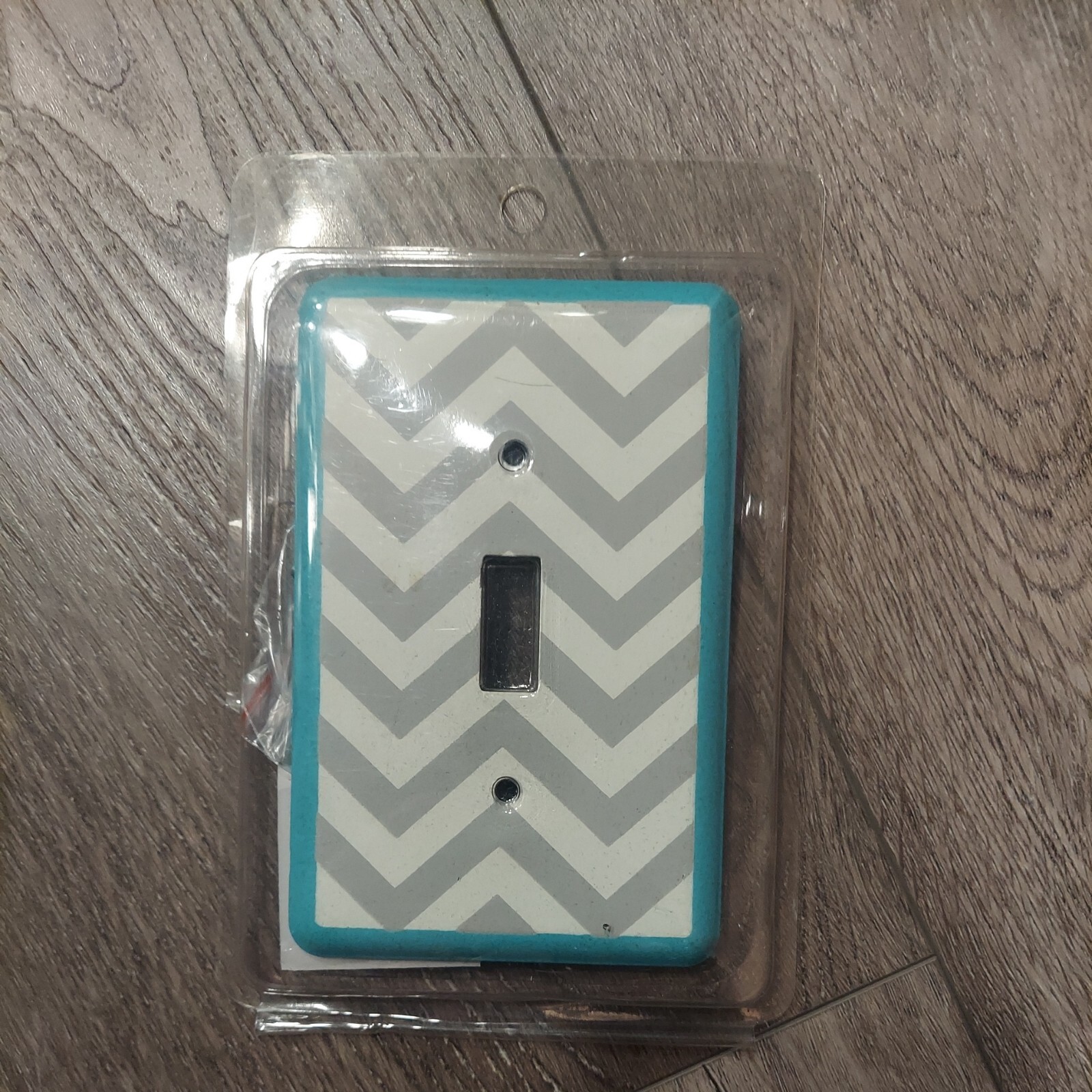 EUC Lightswitch Cover Teal Chevron Theme Single Light
