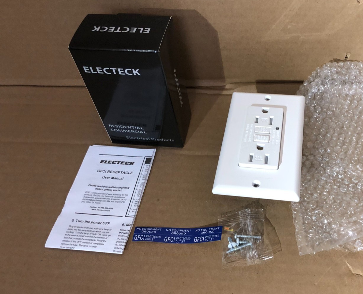 New Electek GFCI Receptacle 125V 60HZ 15A White with Cover