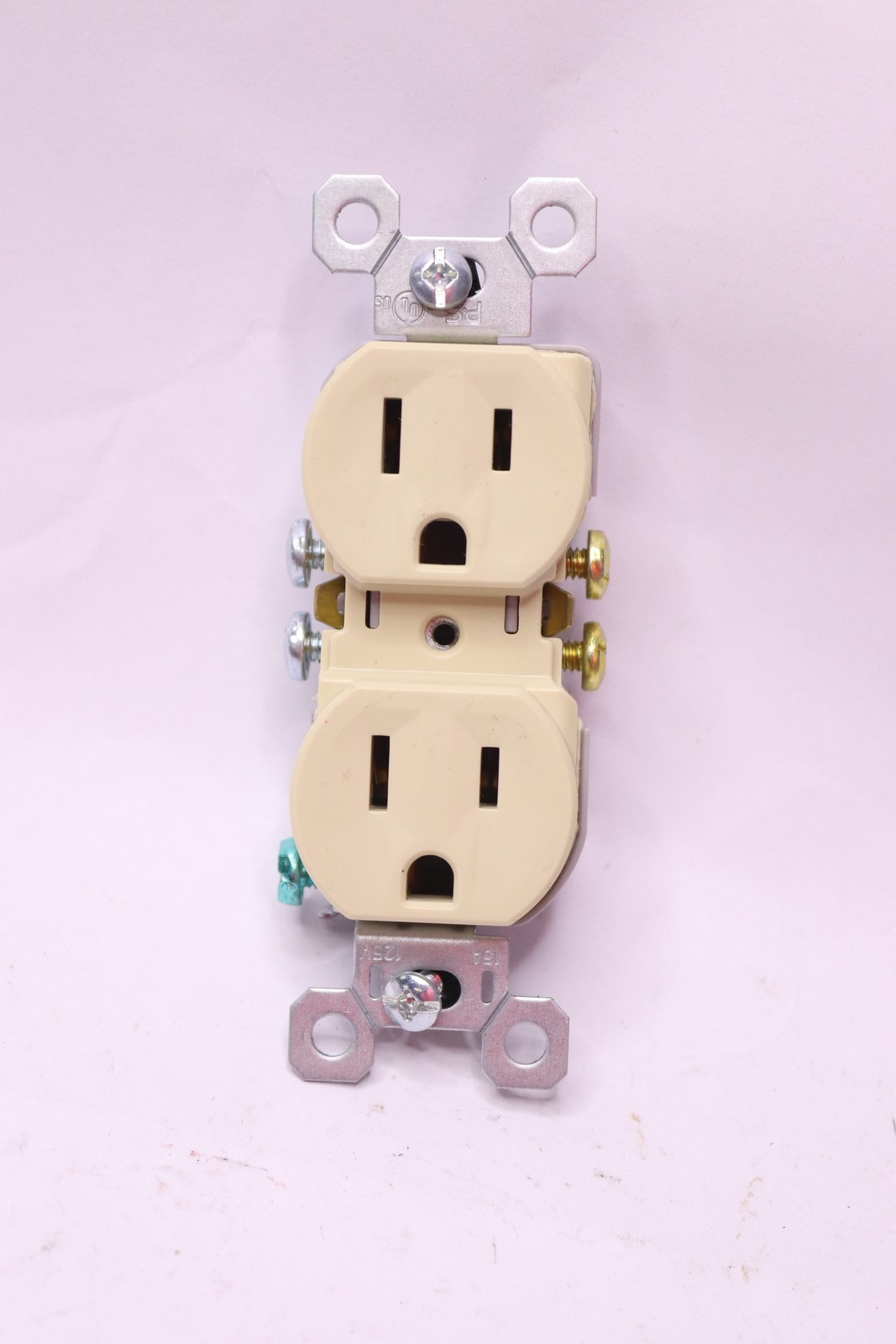 PS 15A 125V Electrical Outlet Off White