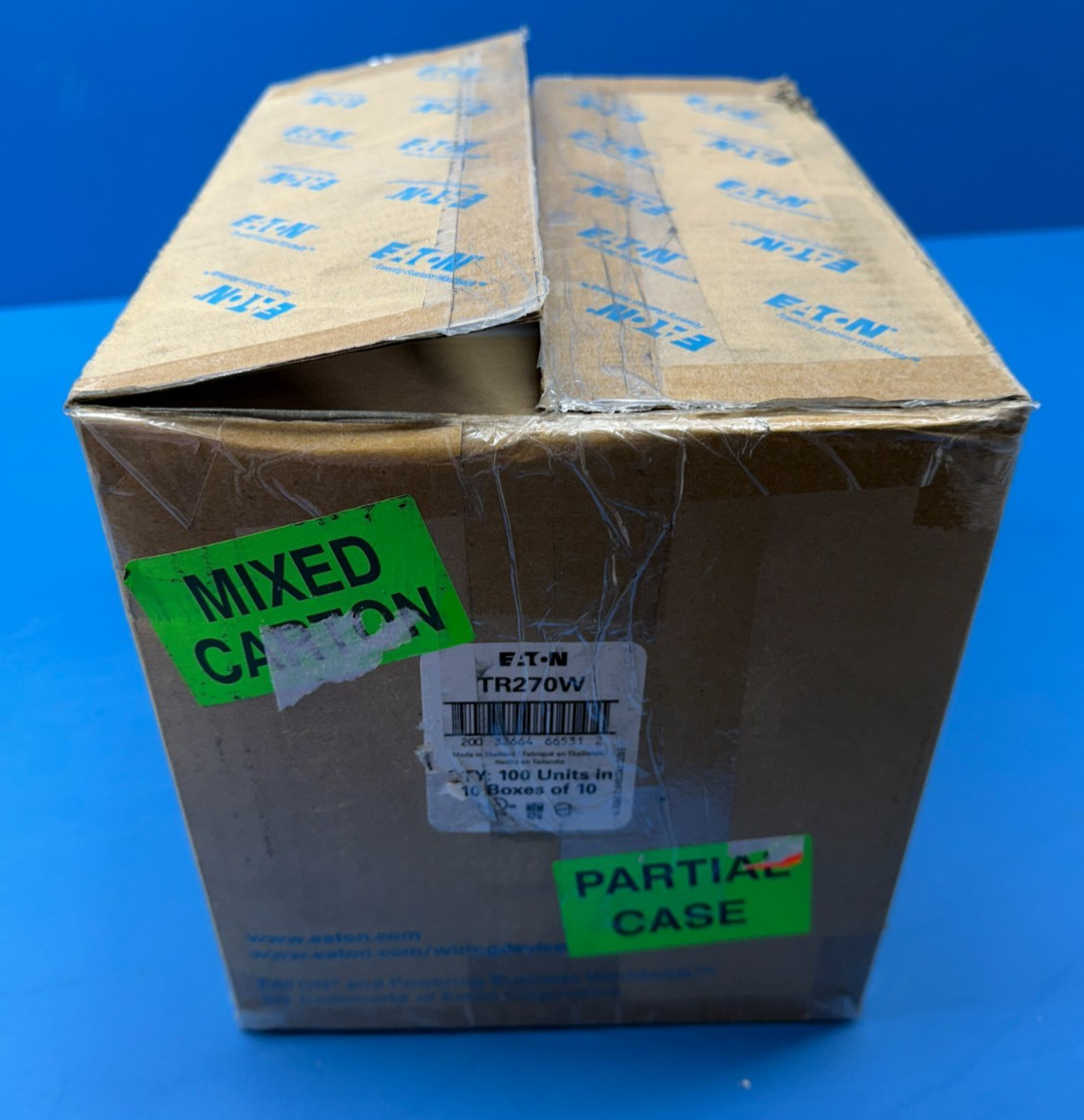Case of 60 – Eaton TR270W 10-Pack 15A 125V Standard Duplex Receptacle