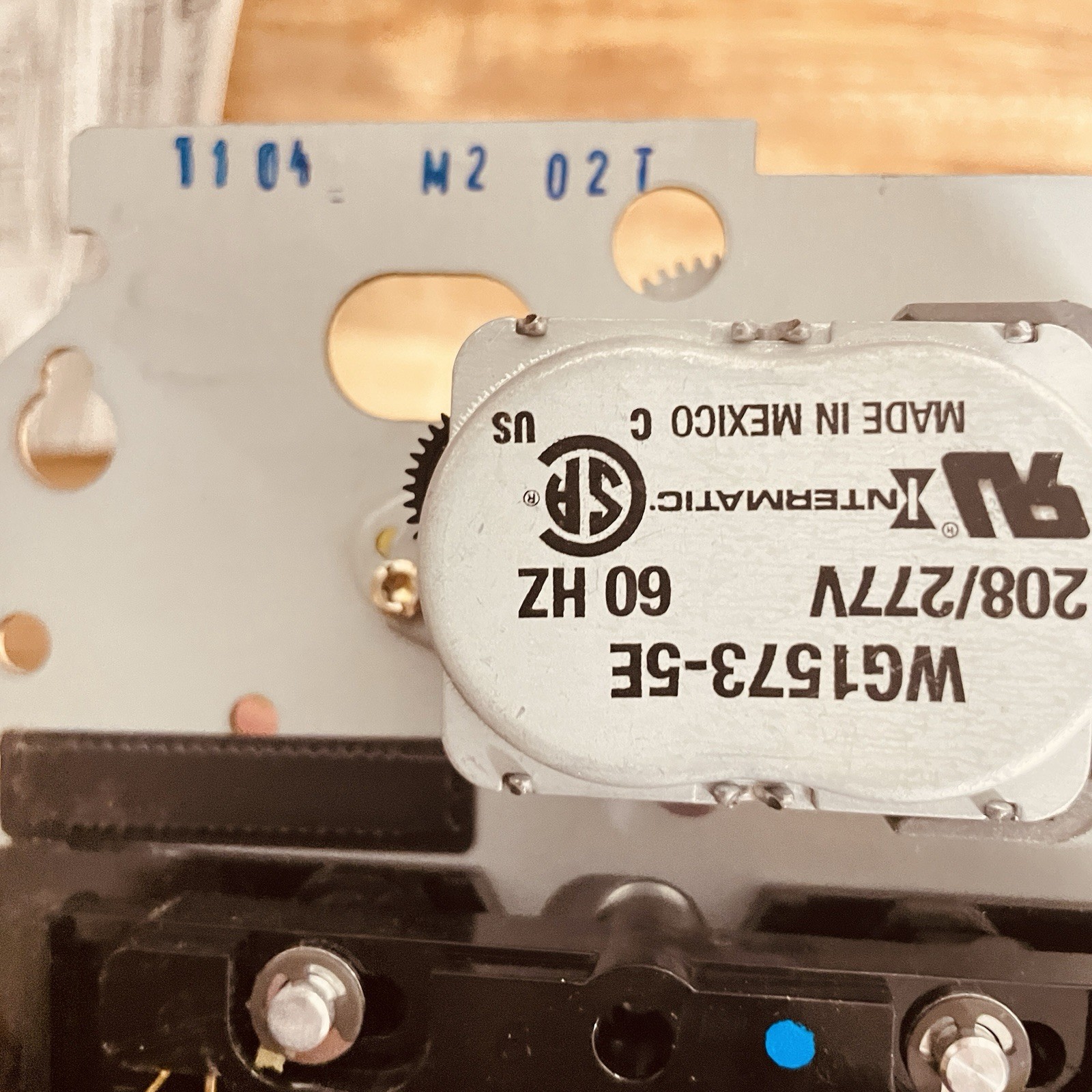 Intermatic T104M 40 Amp 208-277V DPST 24 Hour Mechanical Switch Mechanism Only