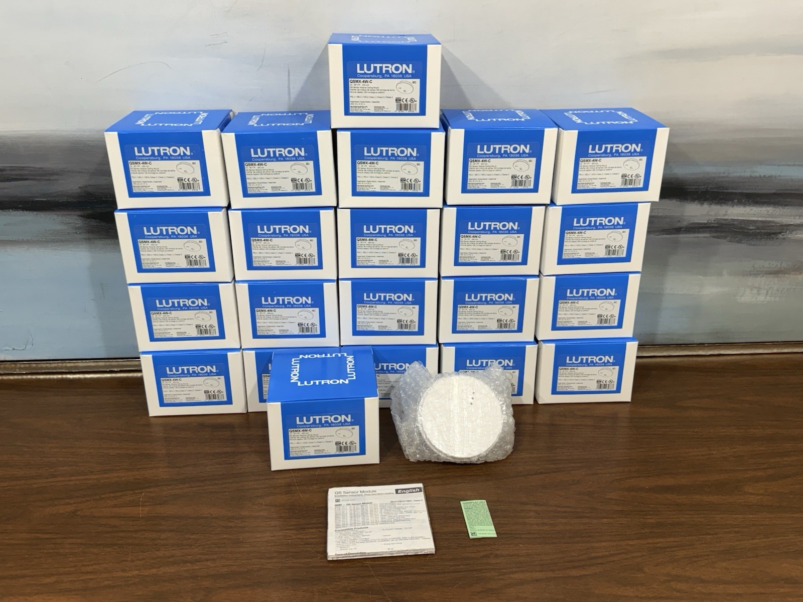 LUTRON Quantum QSMX-4W-C Sensor – New Condition ( PRICE FOR EACH )