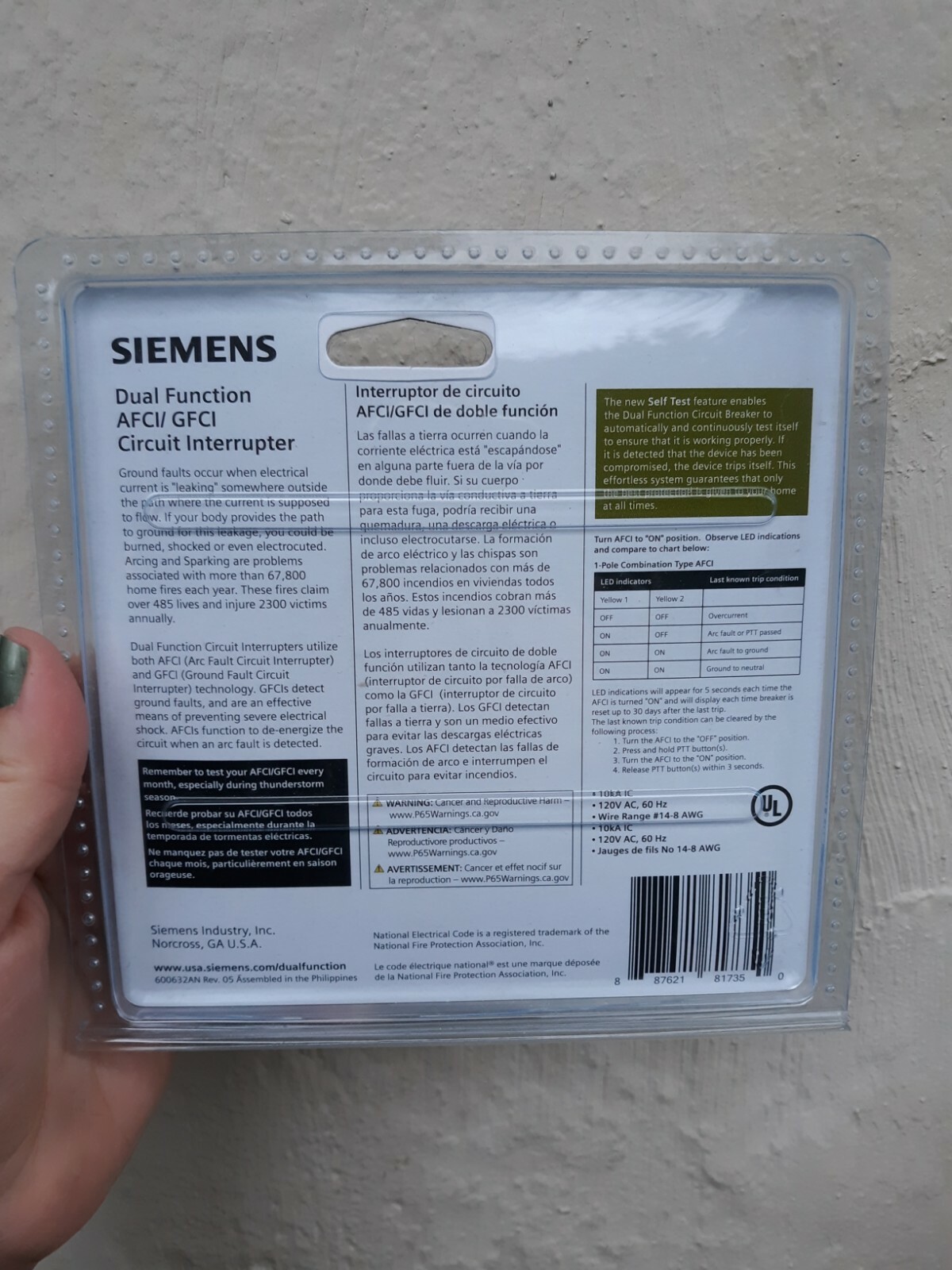 Brand new Siemens 20 amps Dual Function Single Pole Circuit Breaker