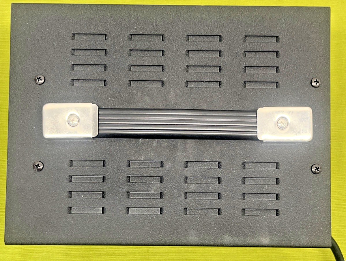 2500W Voltage Up/Down Converter 220/240V-110/120V Model: TC-2500E