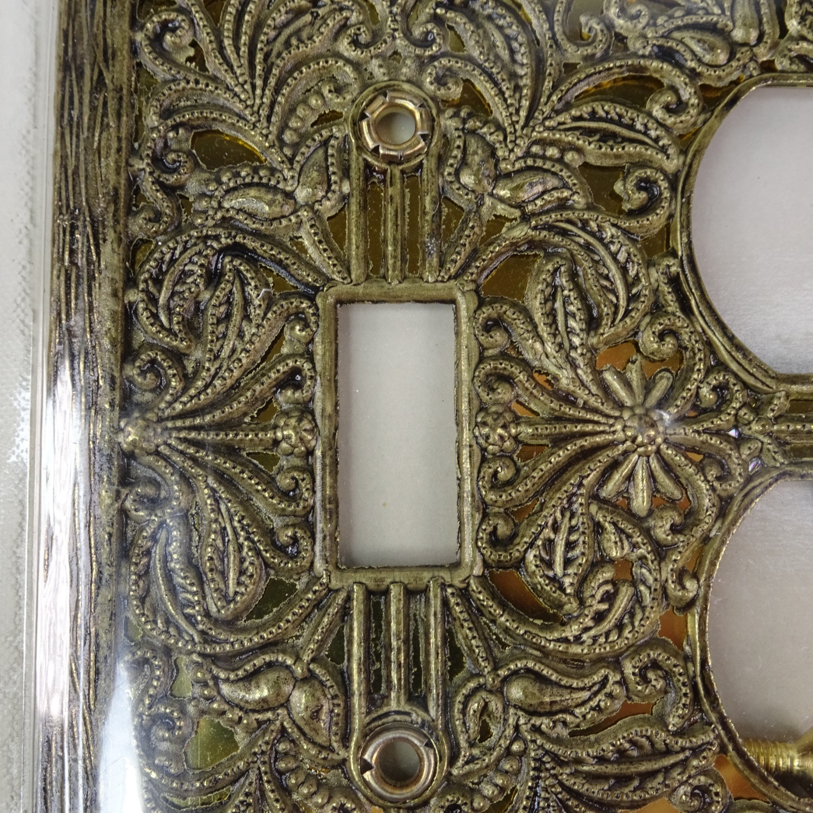 NEW Vintage Angelo Single Switch Duplex Outlet Decorative Wall Plate 1970s