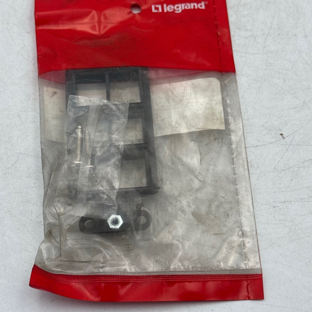 Legrand Electrical Hardware 6Port Black WP3416BK Decorator Modern Utility