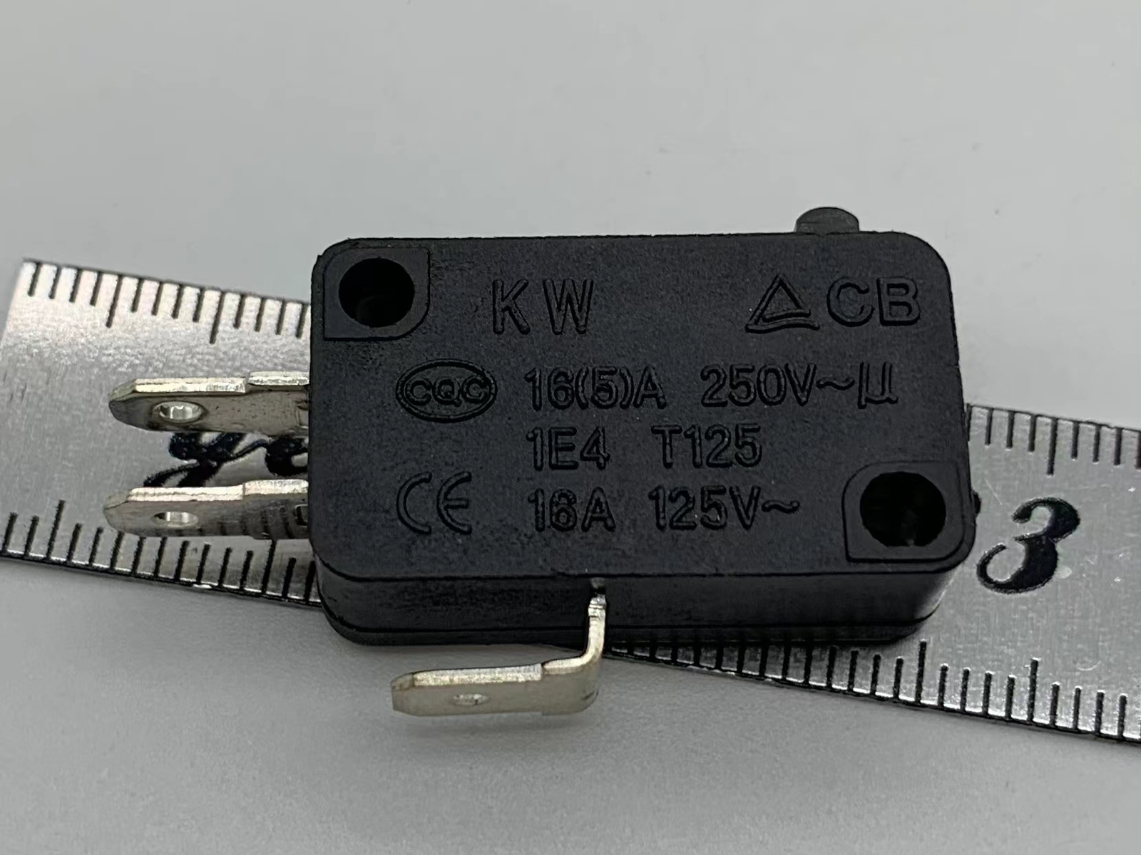 1PC KW compatible Matsushita AM51610C53 16A 250VAC 3 Pins Travel limit switch