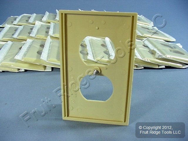 Leviton 86003 Ivory 1-Gang Duplex Outlet Plastic Standard Wallplate Covers 30pcs
