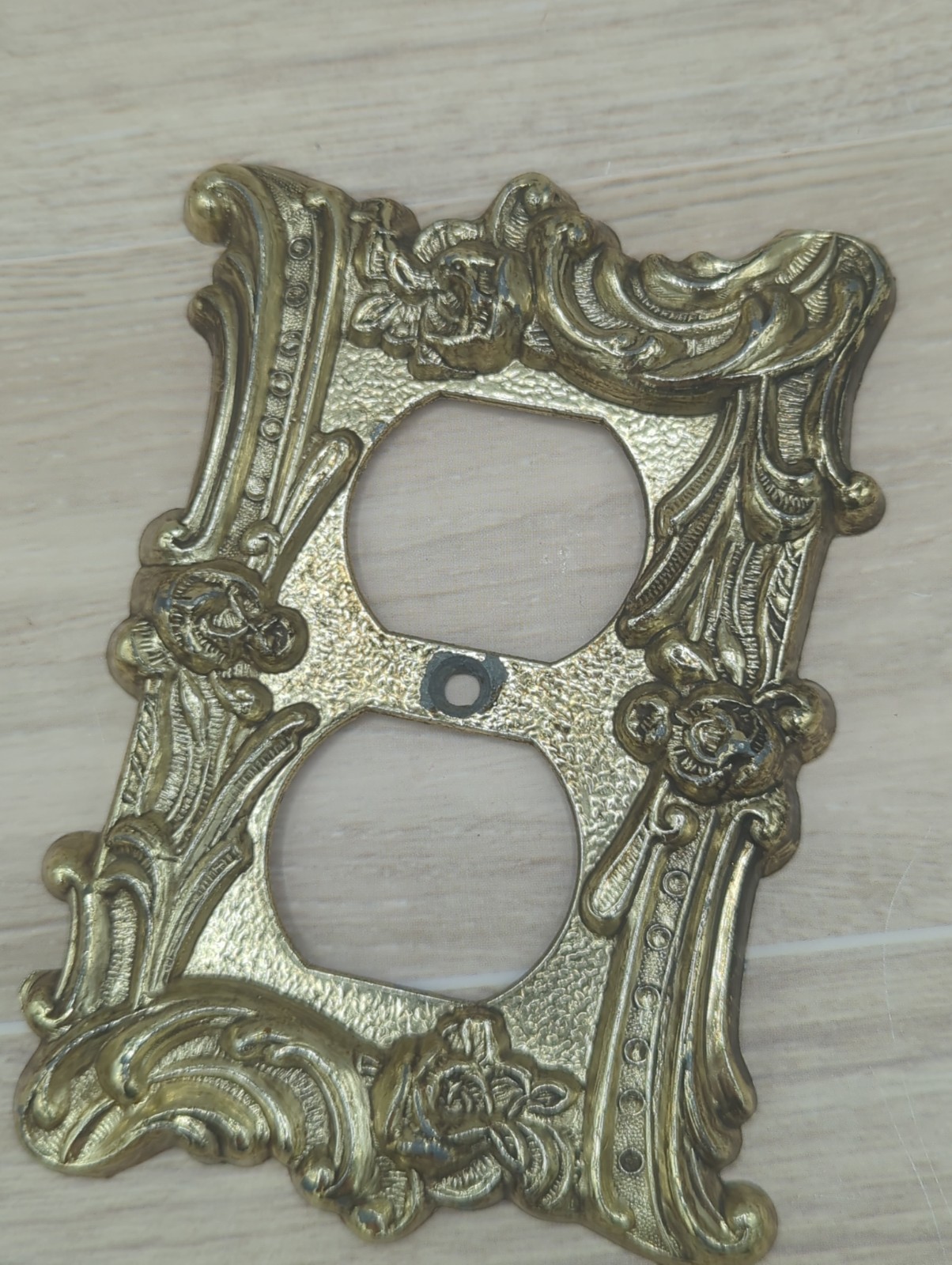 Metal Gold Tone Double Outlet Plate Floral, Hollywood Regency, MCM
