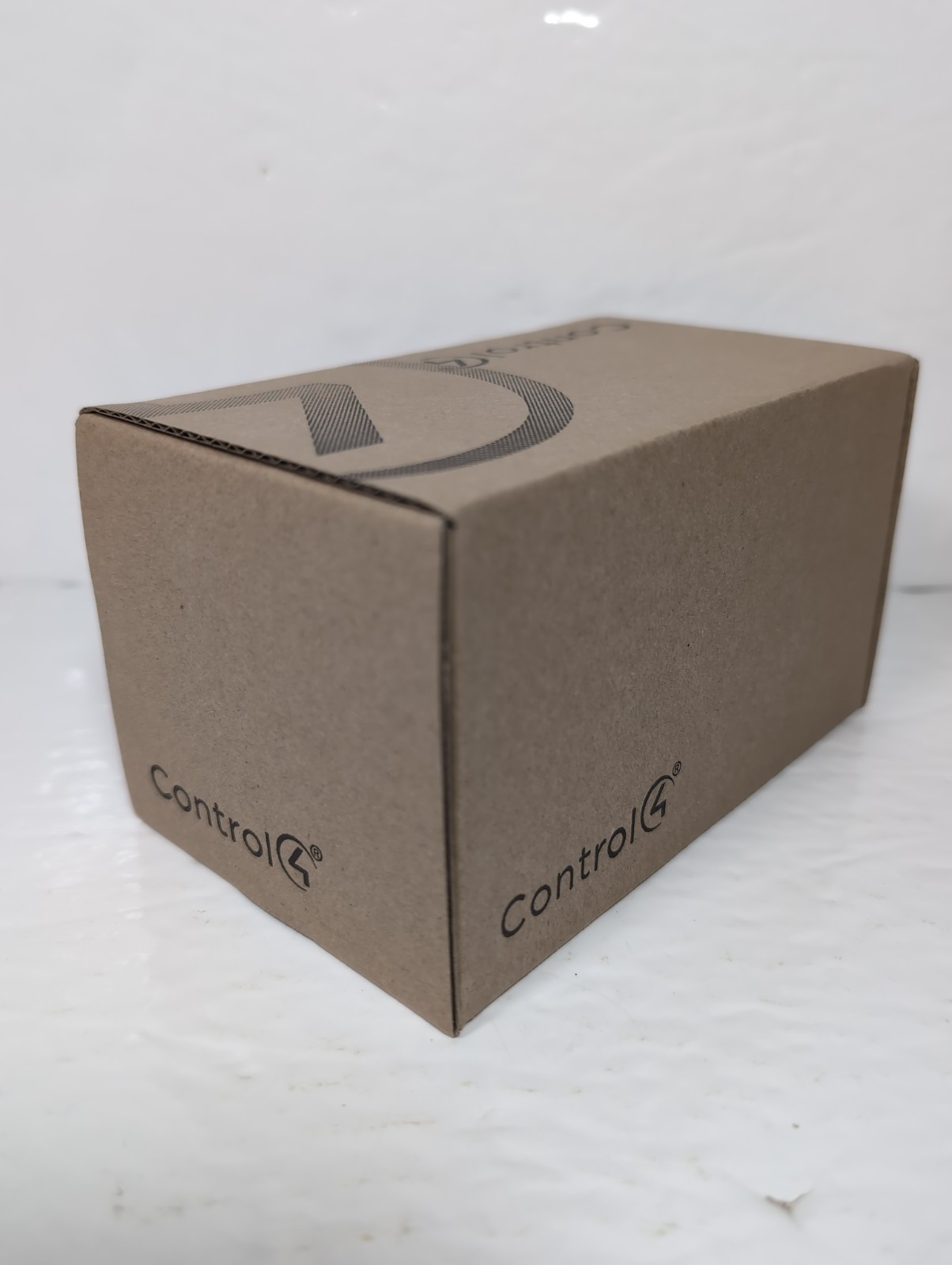 Control4 C4-APD120-WH Wireless Adaptive Phase Smart Dimmer Switch 120V White!!
